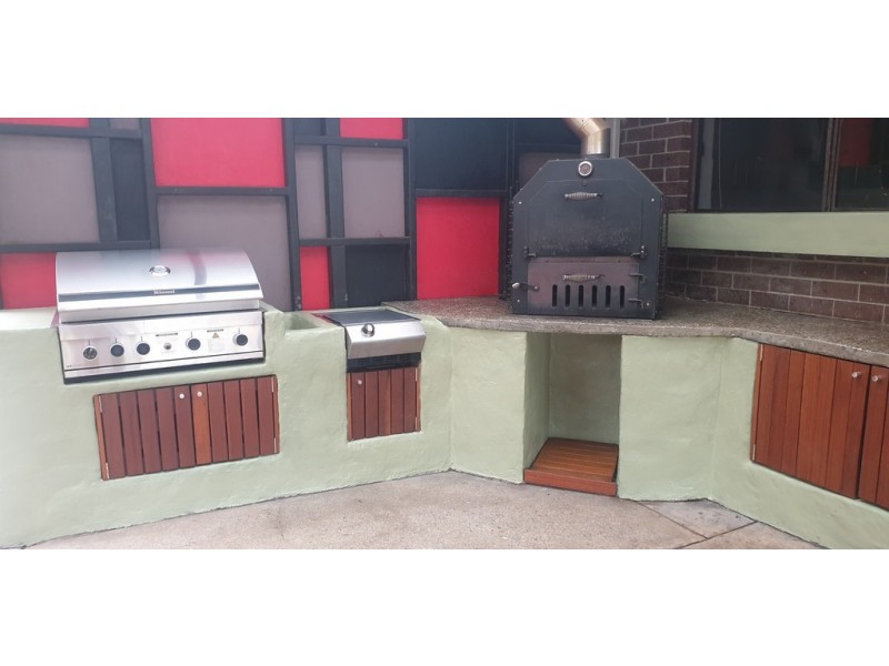 18 Summerford Rd, Aberfoyle Park SA 5159