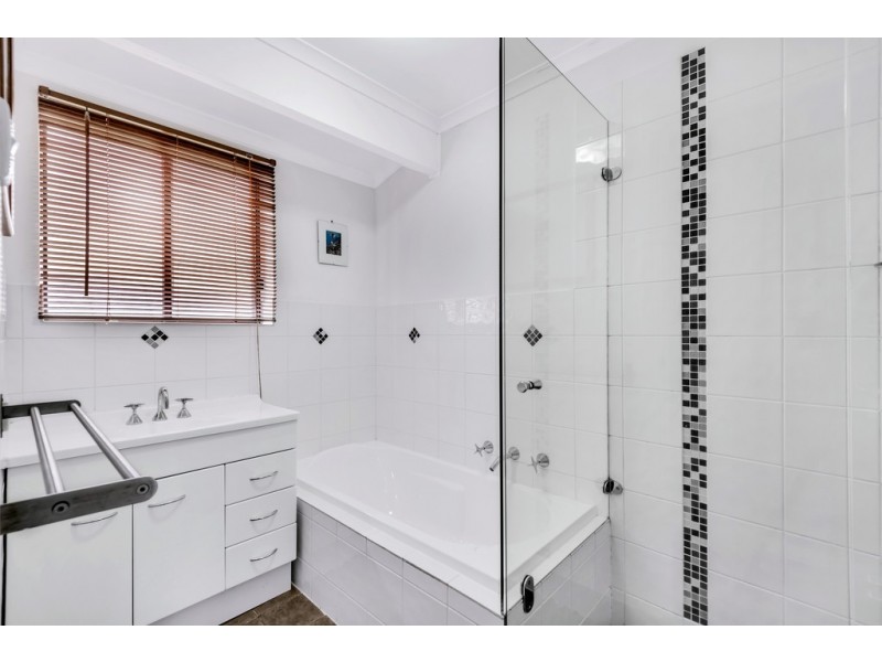 3 Devon Crescent, Happy Valley SA 5159