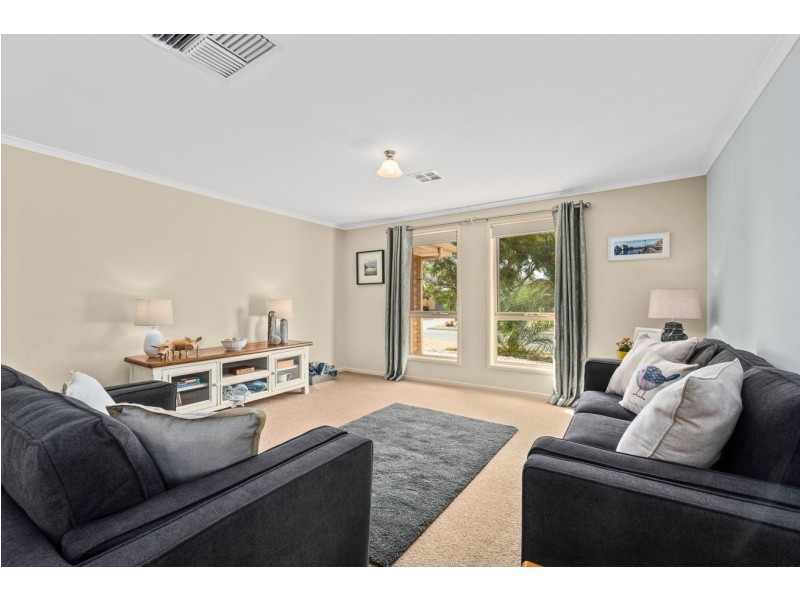 22 Nicholl Avenue, Aldinga Beach SA 5173
