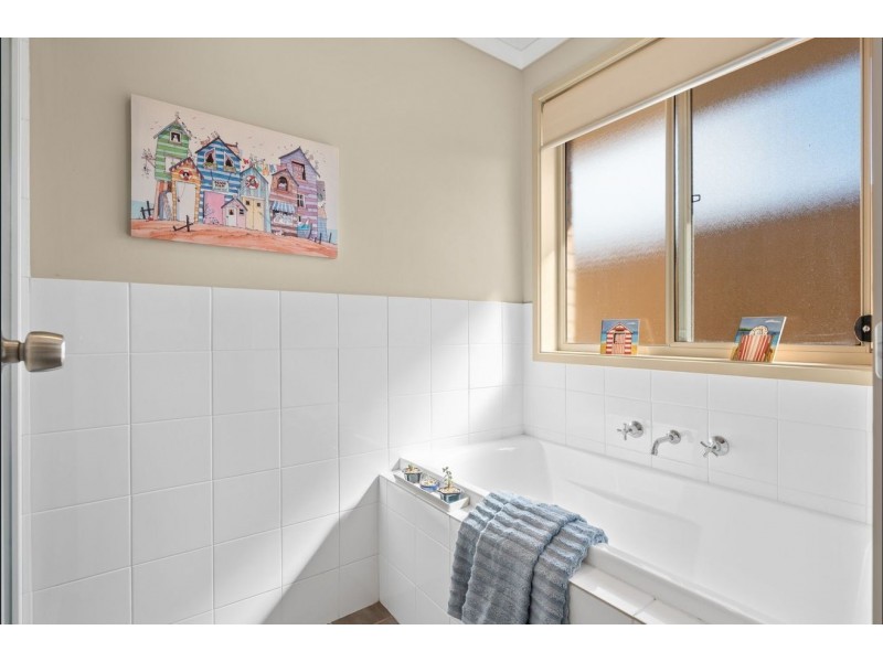 22 Nicholl Avenue, Aldinga Beach SA 5173