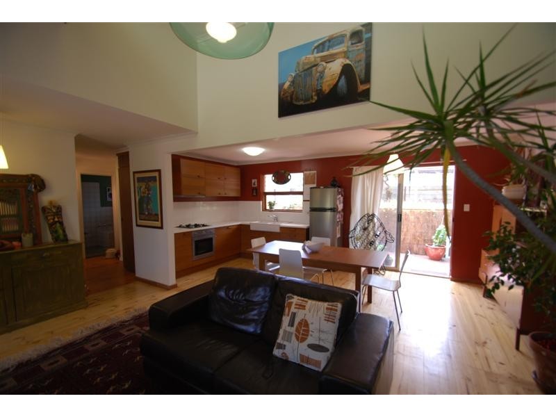 23 Alison Dr, Happy Valley SA 5159