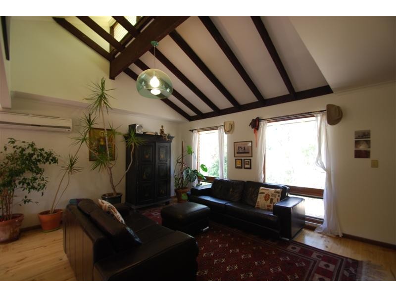 23 Alison Dr, Happy Valley SA 5159