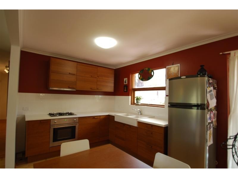 23 Alison Dr, Happy Valley SA 5159