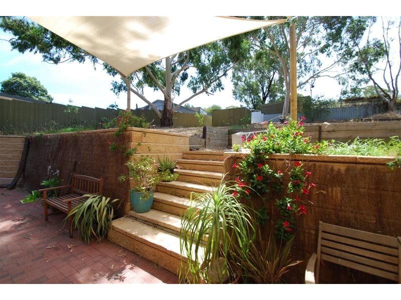 23 Alison Dr, Happy Valley SA 5159