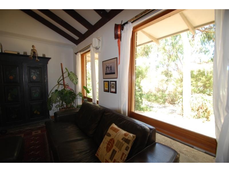 23 Alison Dr, Happy Valley SA 5159