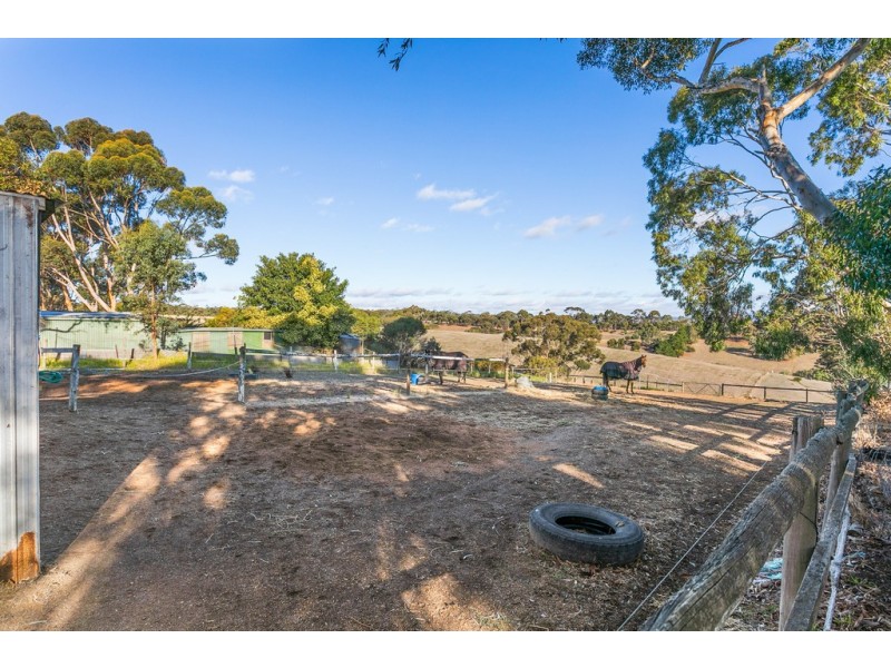 246 Upper Penneys Hill Road, Onkaparinga Hills SA 5163