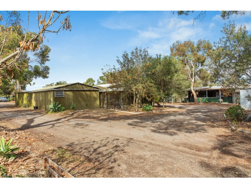 246 Upper Penneys Hill Road, Onkaparinga Hills SA 5163