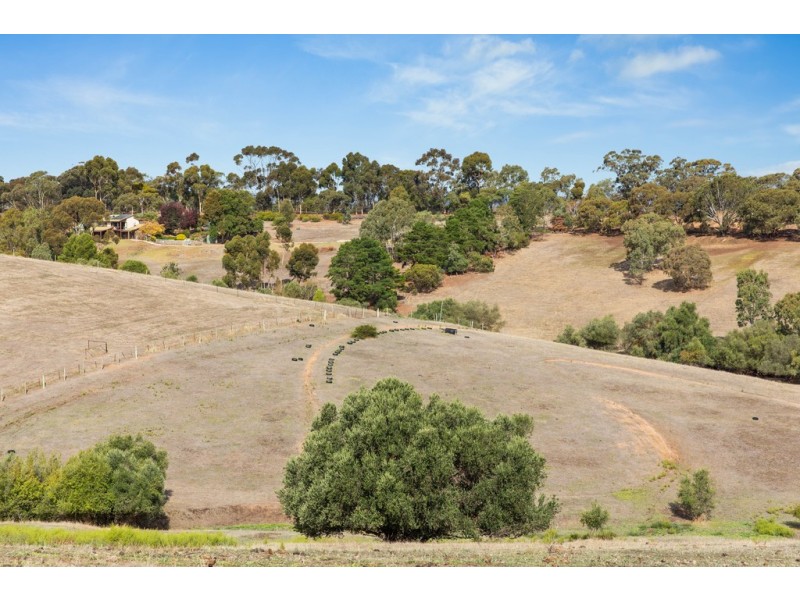 246 Upper Penneys Hill Road, Onkaparinga Hills SA 5163