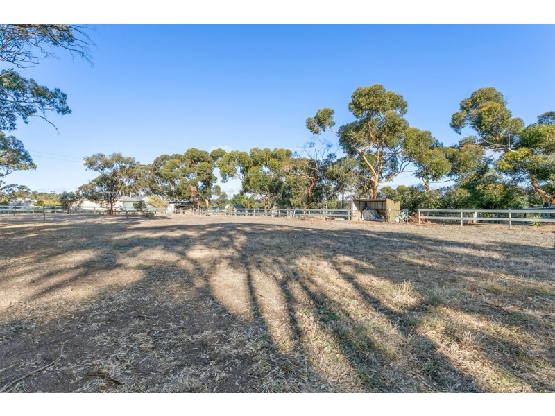246 Upper Penneys Hill Road, Onkaparinga Hills SA 5163