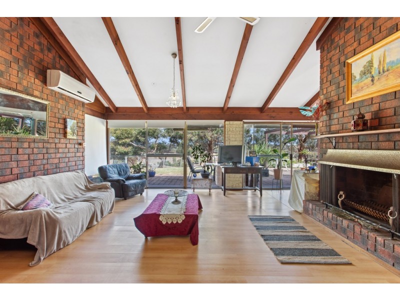 246 Upper Penneys Hill Road, Onkaparinga Hills SA 5163