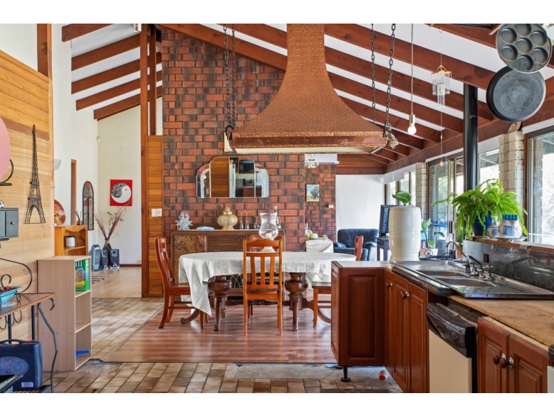 246 Upper Penneys Hill Road, Onkaparinga Hills SA 5163