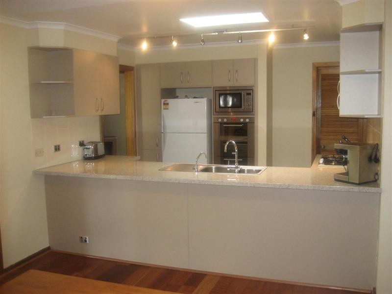 13 Snaefell Ave, Happy Valley SA 5159