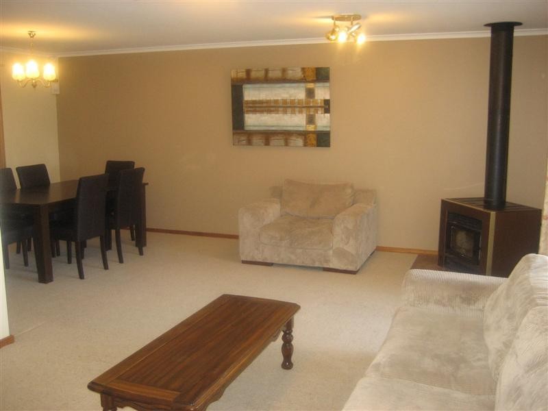 13 Snaefell Ave, Happy Valley SA 5159
