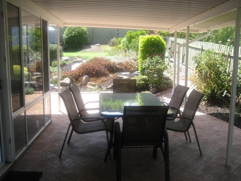 13 Snaefell Ave, Happy Valley SA 5159