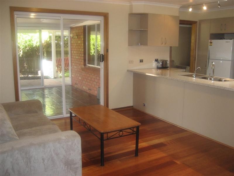 13 Snaefell Ave, Happy Valley SA 5159