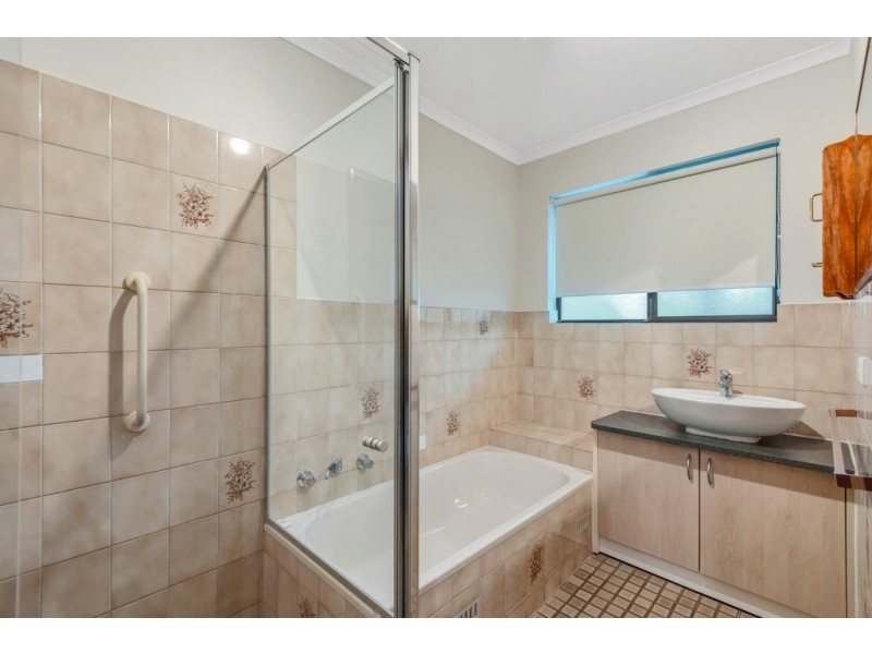 25 Mellors Avenue, O’halloran Hill SA 5158