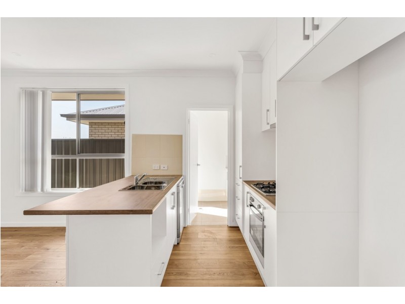 3/8 Sismey Road, Christies Beach SA 5165
