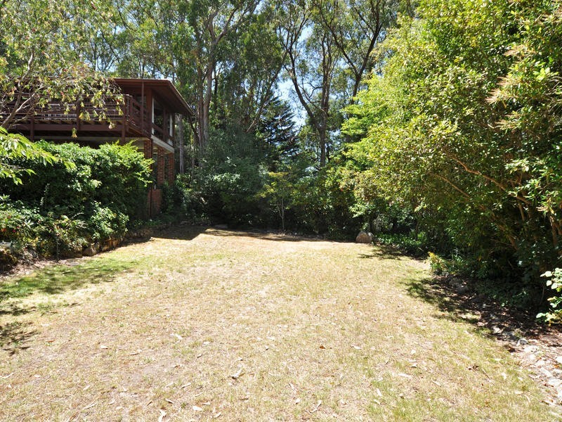 4 Backhouse Ave, Crafers SA 5152