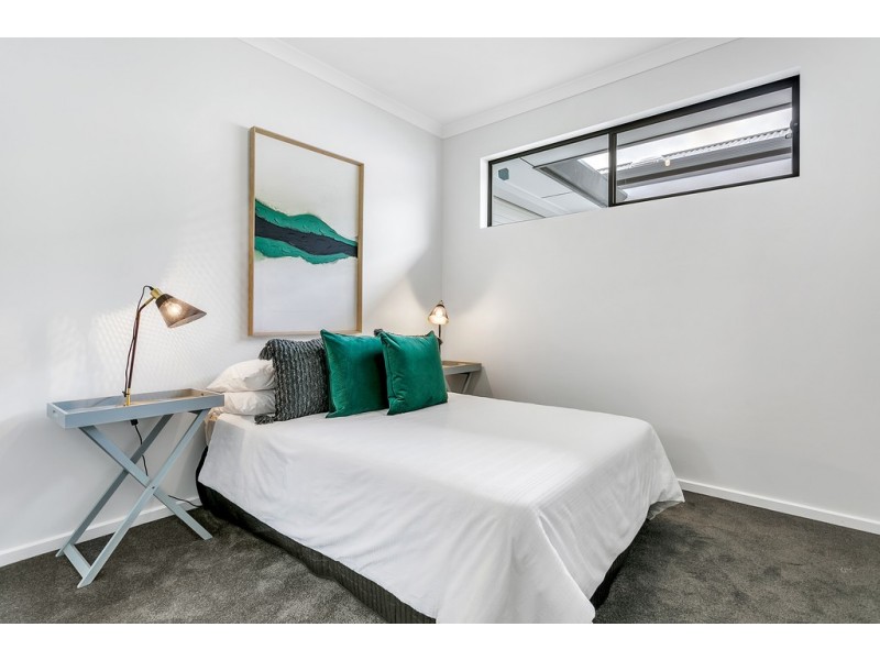 30 Parsons Grove, Park Holme SA 5043