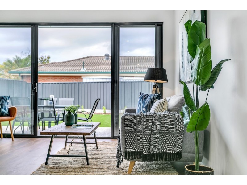 30 Parsons Grove, Park Holme SA 5043