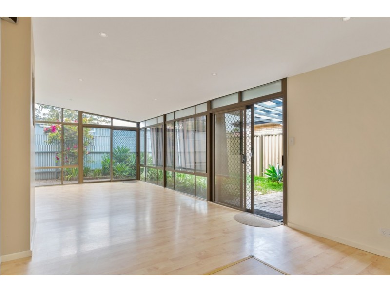 36 Weroona Avenue, Park Holme SA 5043