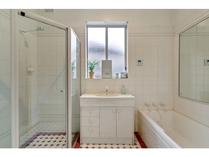 24 Cliff Street, Glenelg East SA 5045