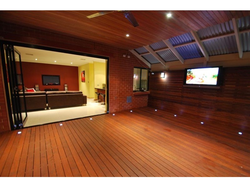 35 Merrivale Dr, Happy Valley SA 5159