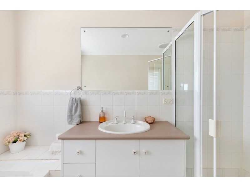 13 Middlebrook Court, Woodcroft SA 5162