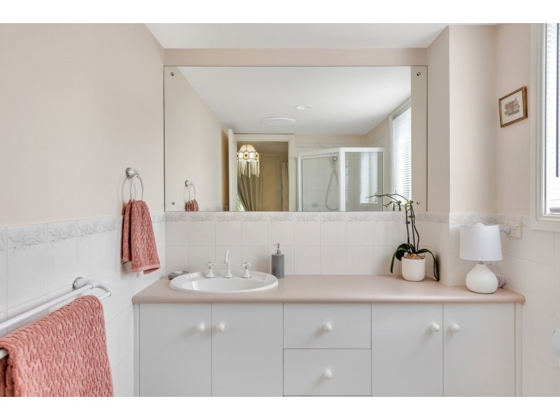 13 Middlebrook Court, Woodcroft SA 5162