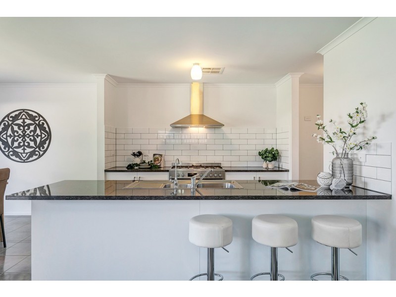 8a Moore Road, Reynella SA 5161