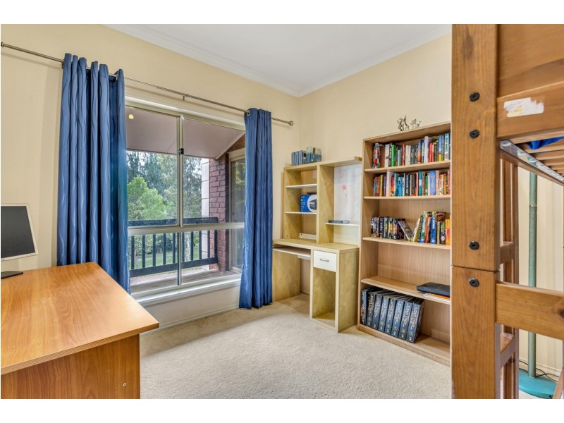 25 Monterey Pine Drive, Aberfoyle Park SA 5159