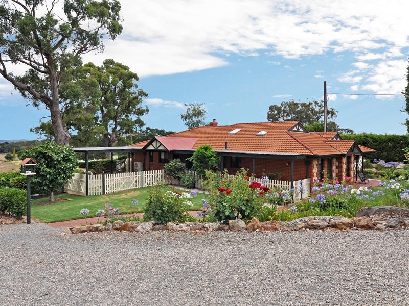 684 Cherry Gardens Road, Cherry Gardens SA 5157