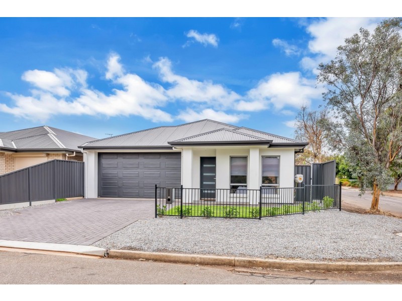 10 Malone Street, Morphett Vale SA 5162