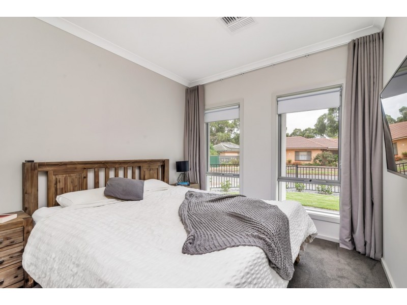 10 Malone Street, Morphett Vale SA 5162