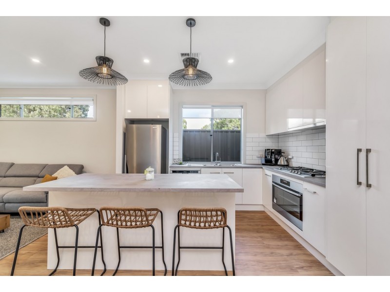 10 Malone Street, Morphett Vale SA 5162