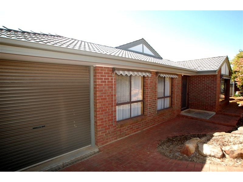 38 Barton Drive, Trott Park SA 5158