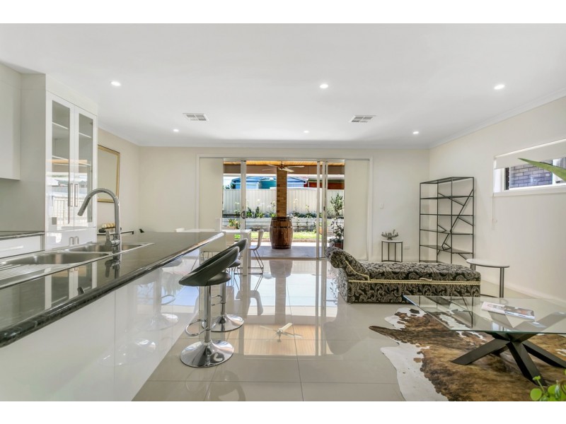 84 Lyons Road, Holden Hill SA 5088