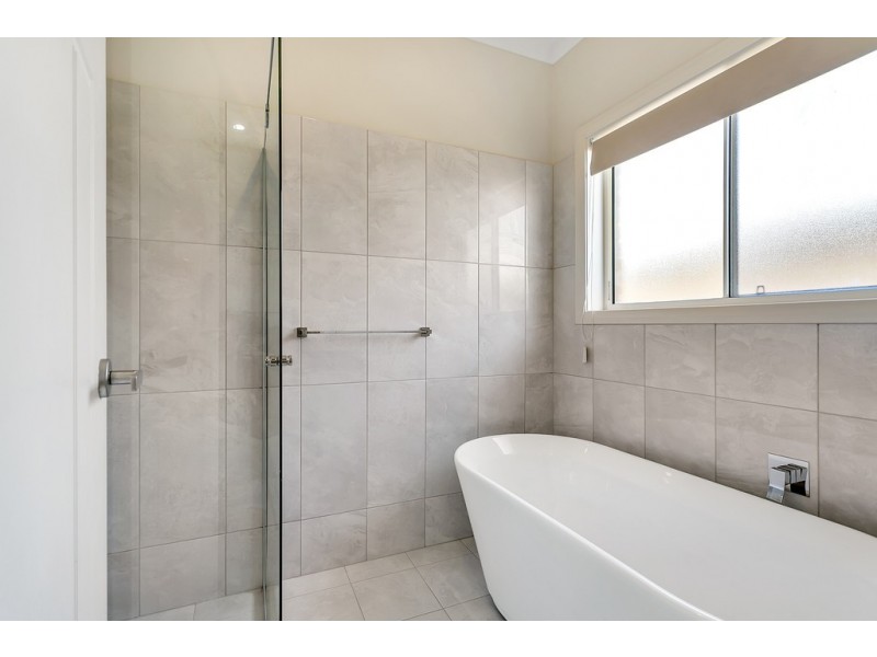 84 Lyons Road, Holden Hill SA 5088