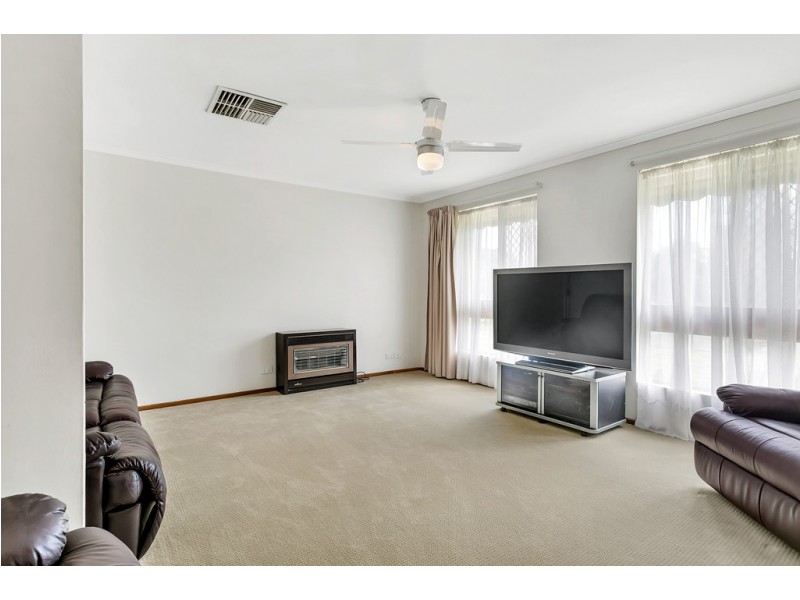 5 Solomon Court, Morphett Vale SA 5162