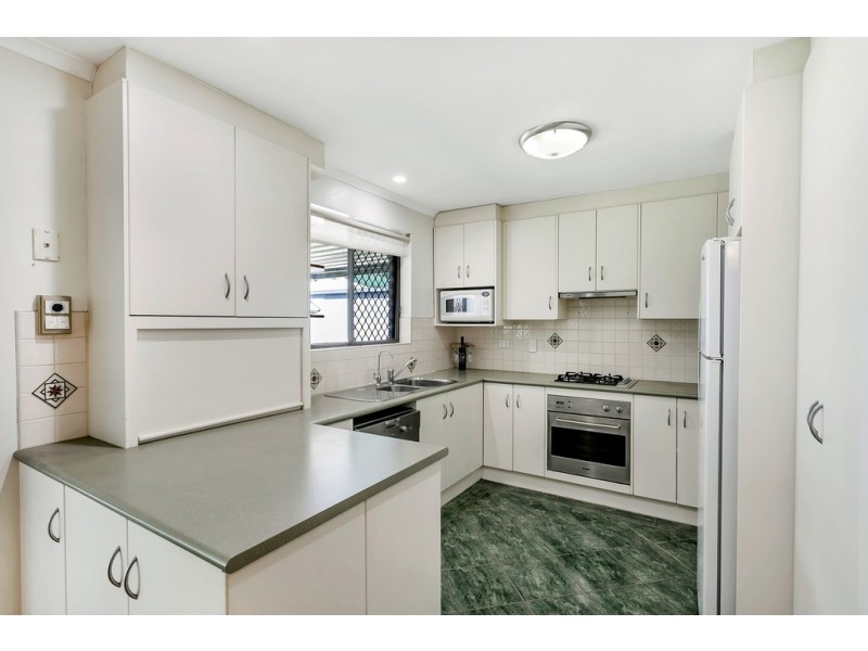 5 Solomon Court, Morphett Vale SA 5162