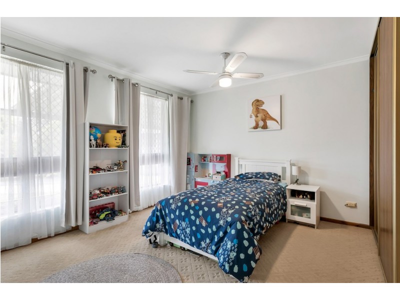 5 Solomon Court, Morphett Vale SA 5162