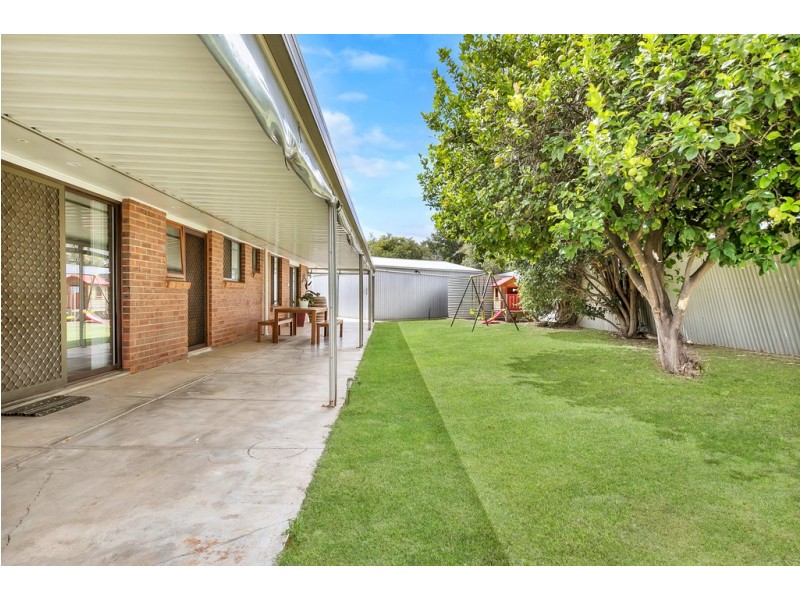 5 Solomon Court, Morphett Vale SA 5162