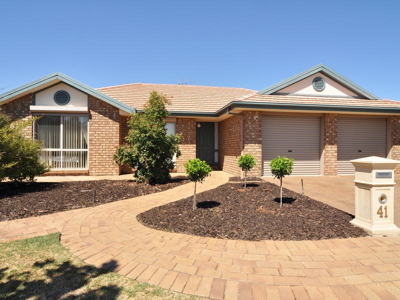 41 Investigator Dr, Woodcroft SA 5162