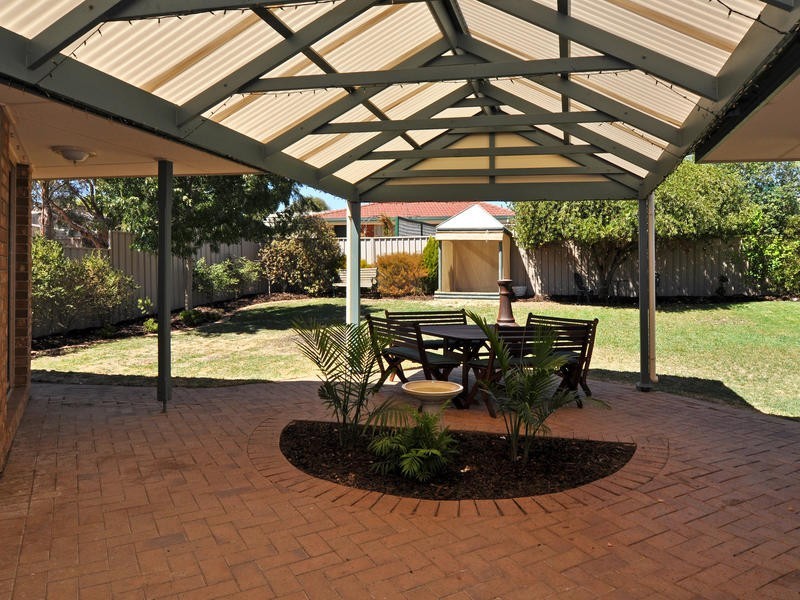 41 Investigator Dr, Woodcroft SA 5162