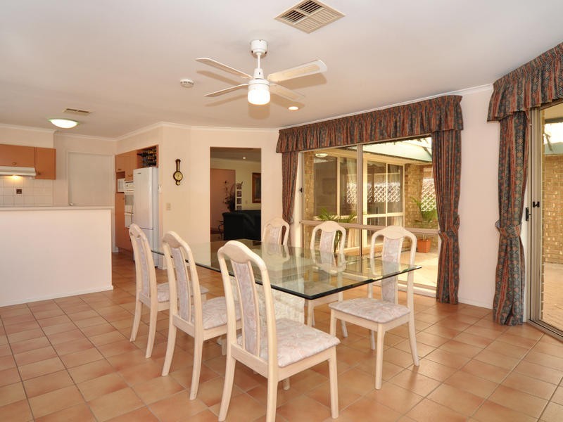 41 Investigator Dr, Woodcroft SA 5162
