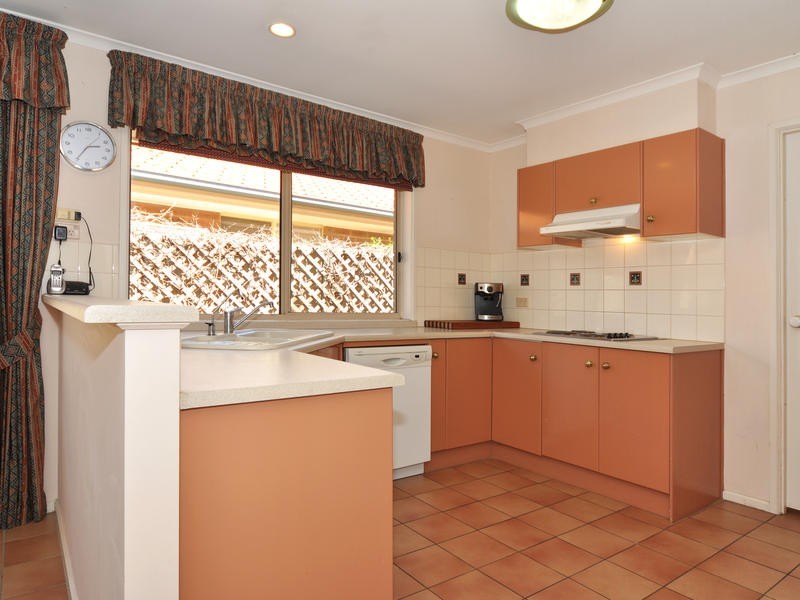 41 Investigator Dr, Woodcroft SA 5162