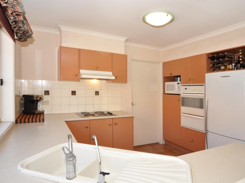 41 Investigator Dr, Woodcroft SA 5162