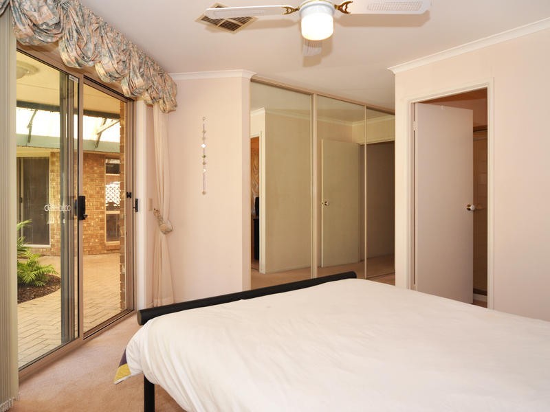 41 Investigator Dr, Woodcroft SA 5162