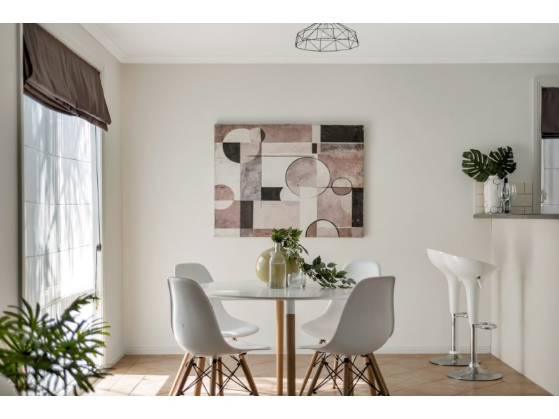 8 Autumn Court, Woodcroft SA 5162