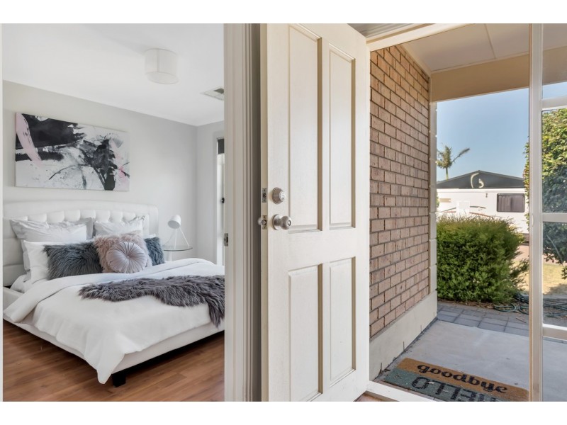 8 Autumn Court, Woodcroft SA 5162